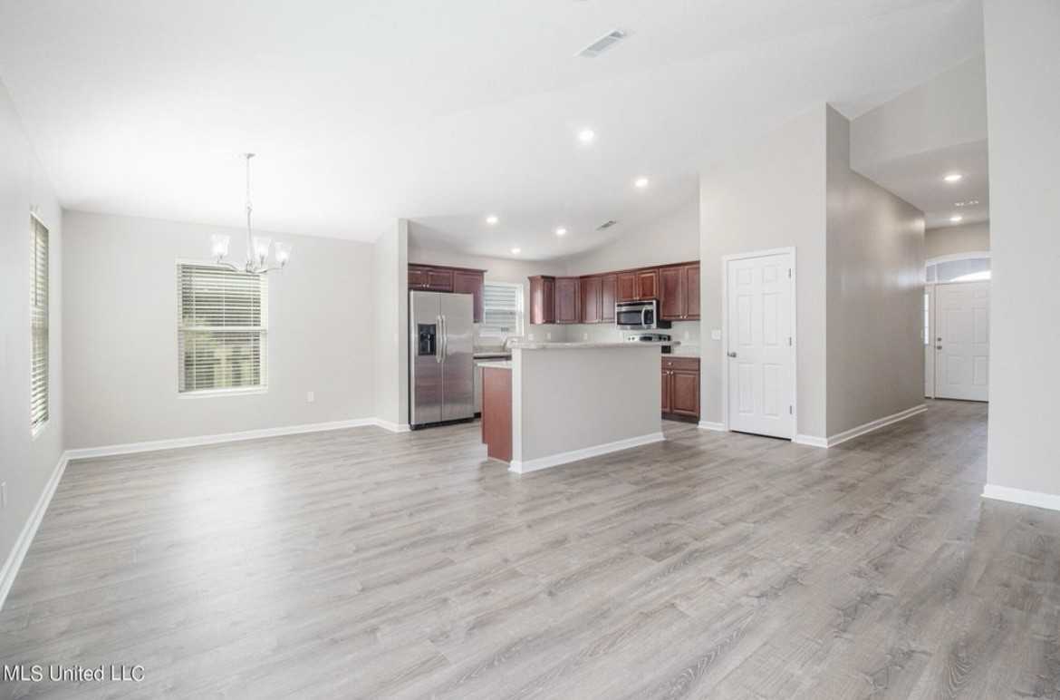 13448 Willow Oak Cir #NA - Photo 2 of 19