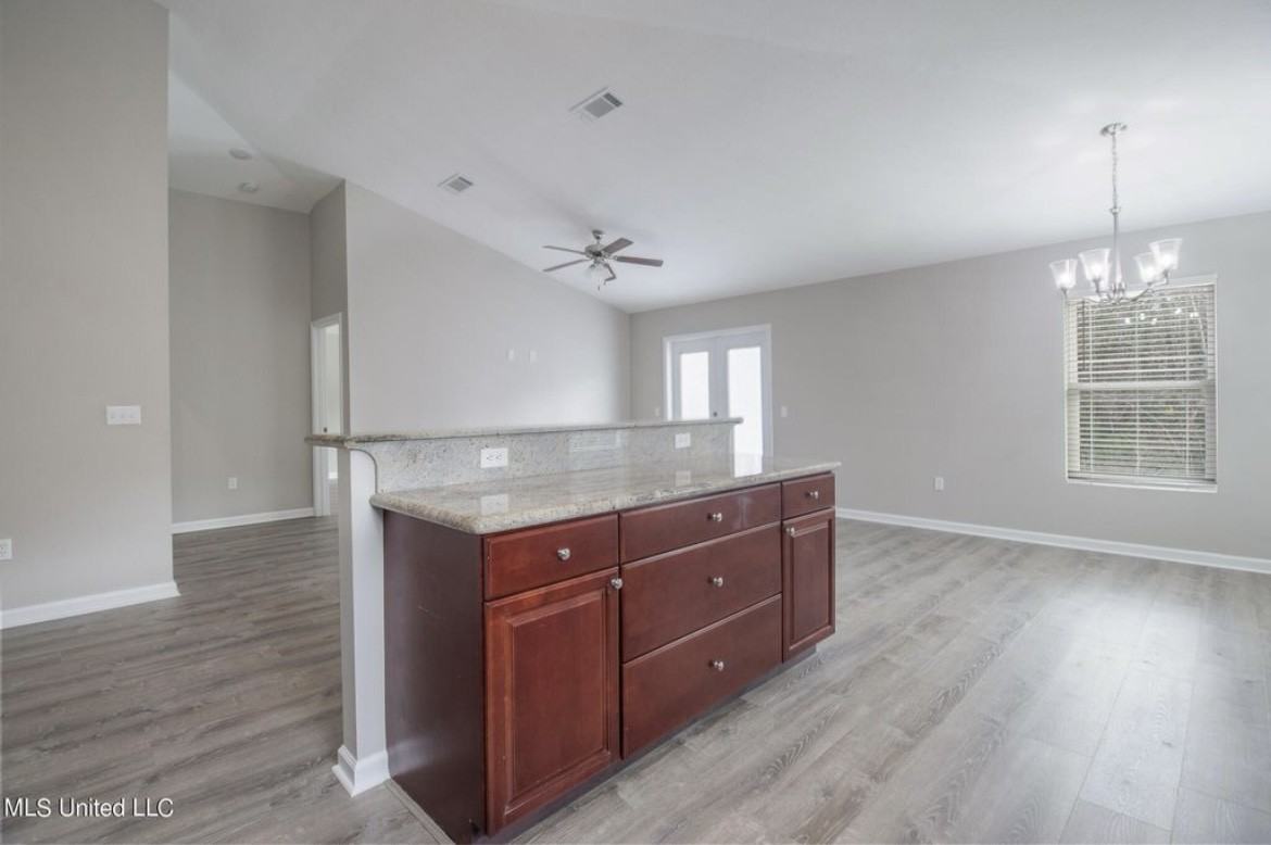 13448 Willow Oak Cir #NA - Photo 5 of 19