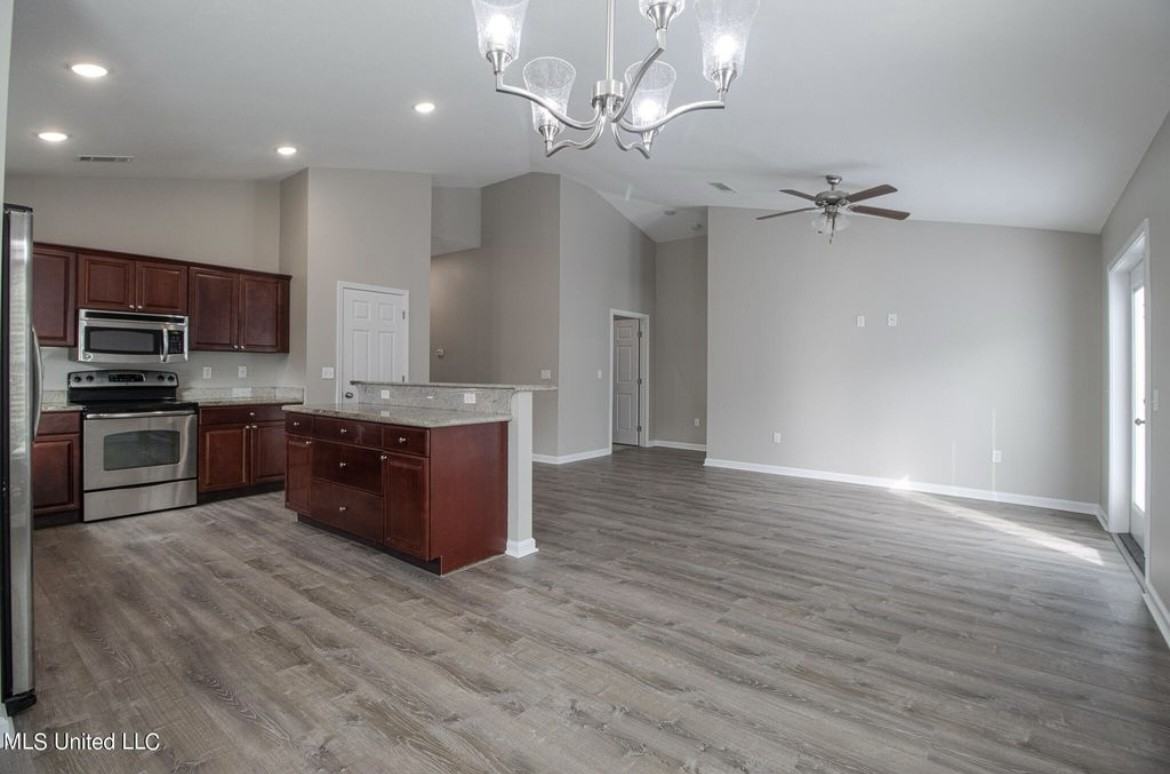 13448 Willow Oak Cir #NA - Photo 7 of 19