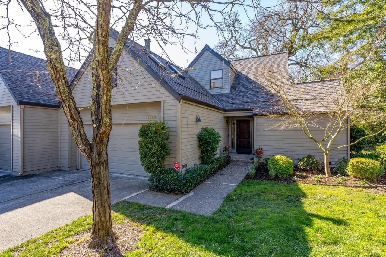 1450 Wallis Ct - Photo 3 of 27