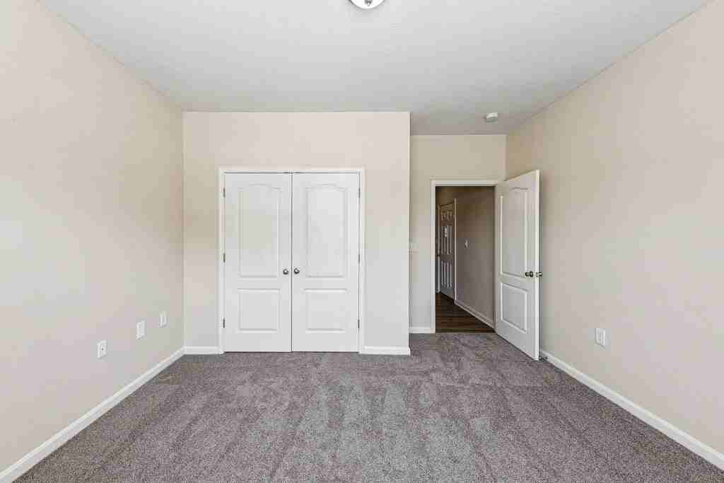 Glenmary Village Apartments - Photo 2 of 31