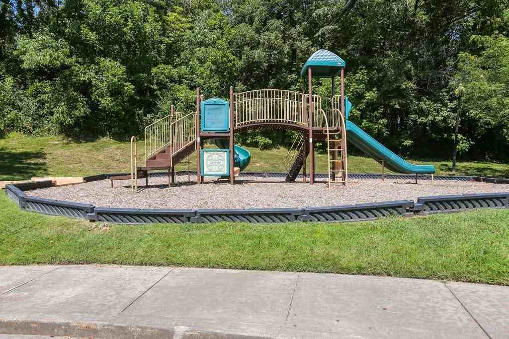 Orchard Hills Apartments - Photo 4 of 40