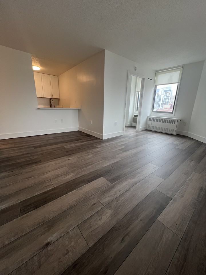 462 2nd Avenue #9E - Photo 4 of 9