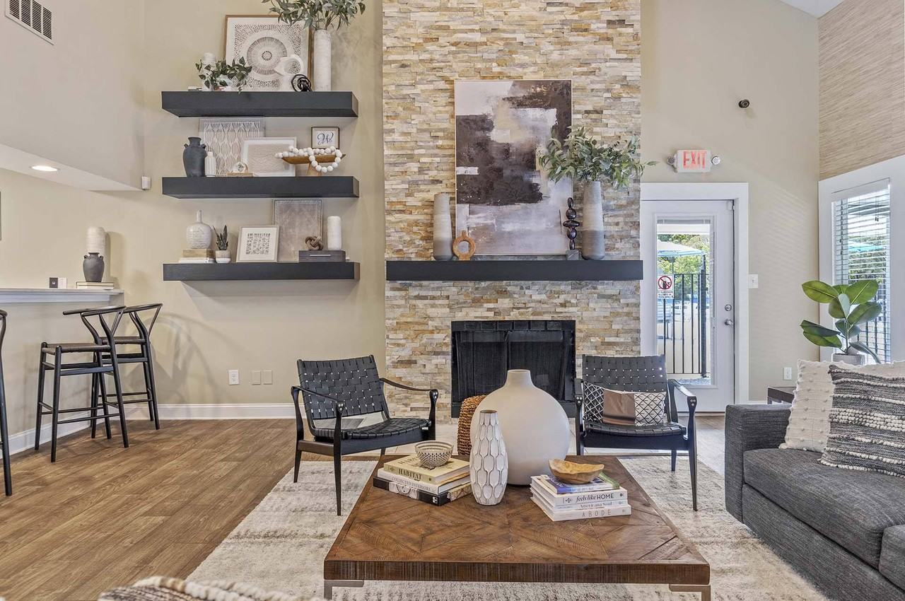 Willow Trail Apartments - Photo 4 of 33