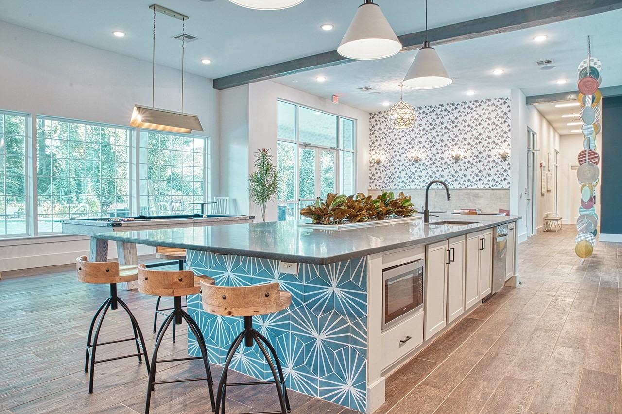 Flagship Carrollton - Photo 3 of 31