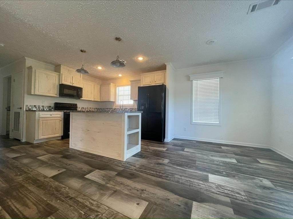 22 Sutter Ct #0386 - Photo 6 of 19