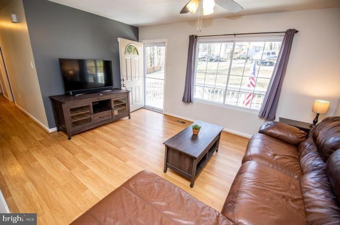 3535 Chesapeake Ave - Photo 3 of 16
