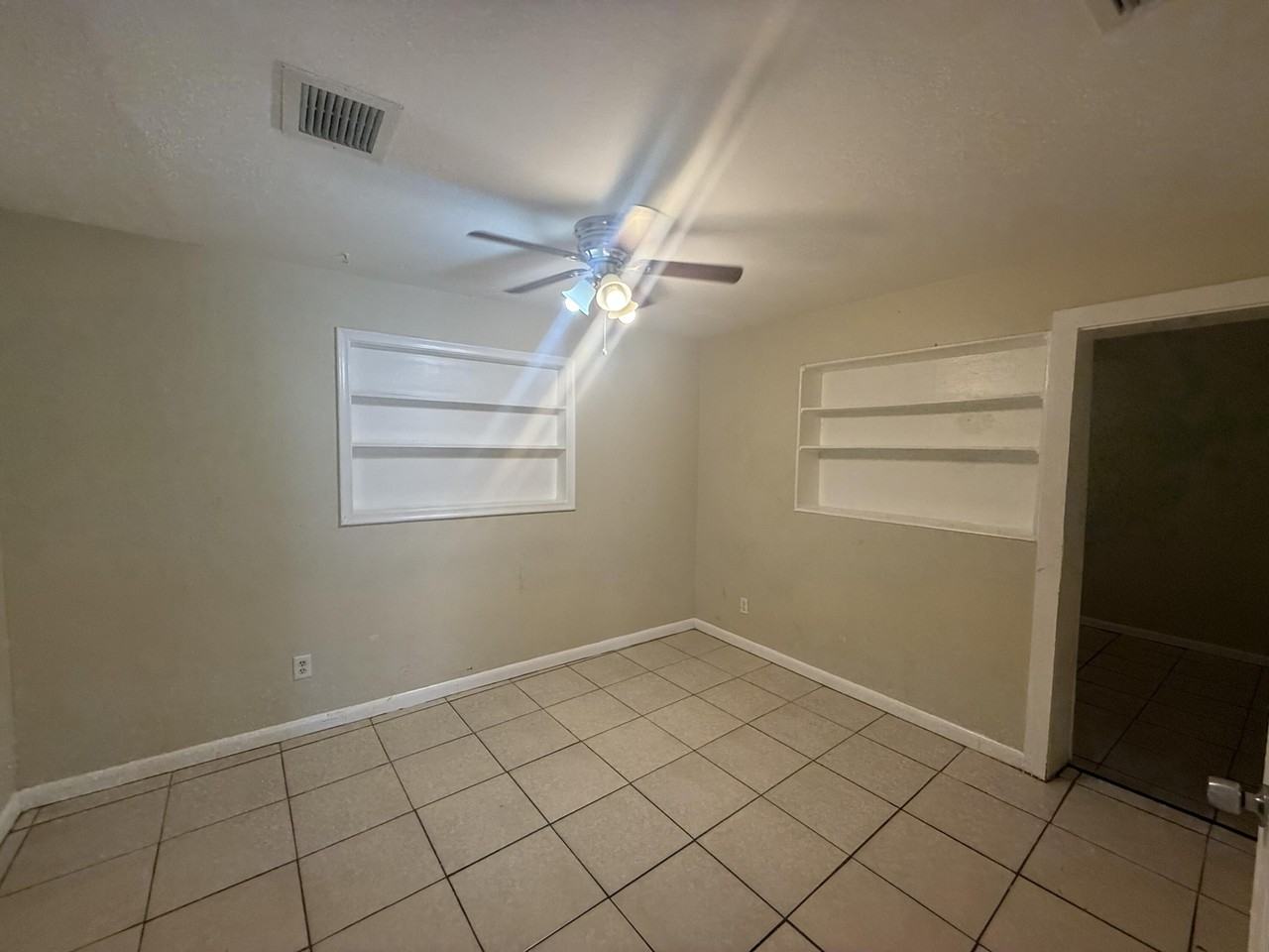 3860 Canal 9 Rd - Photo 7 of 9