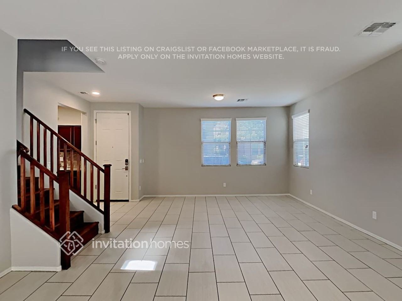 479 N Ranger Trl - Photo 4 of 17