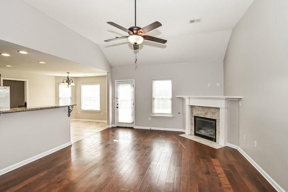 2867 S Cherry Dr - Photo 5 of 17