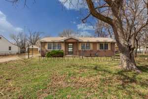 featured image of 605 S Kessler St