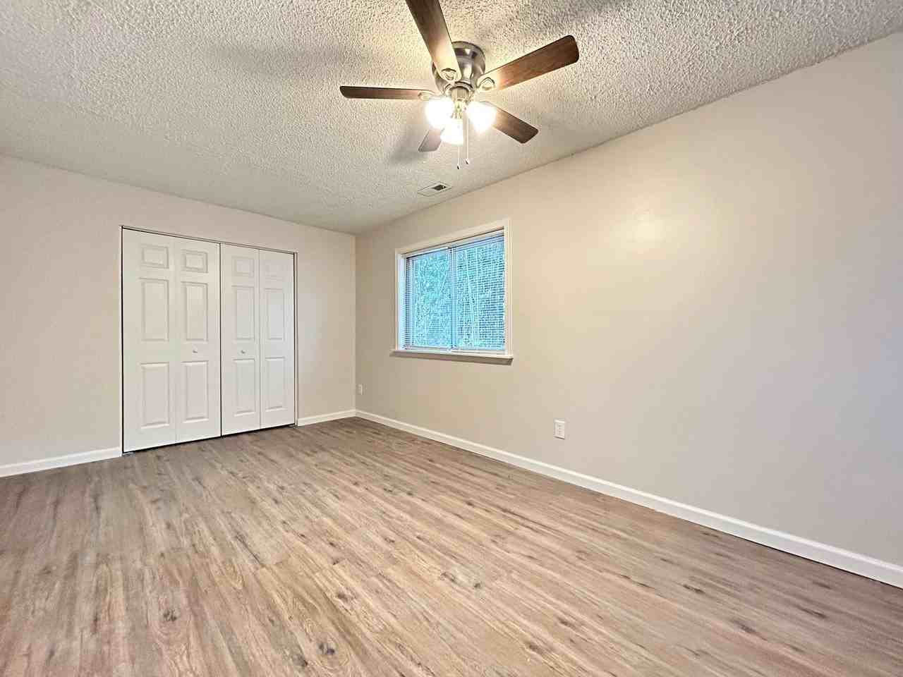 3556 Chester St - Photo 7 of 15