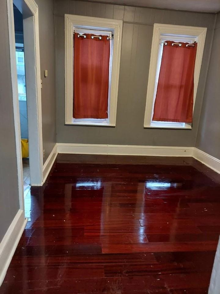42 Grant St - Photo 5 of 15