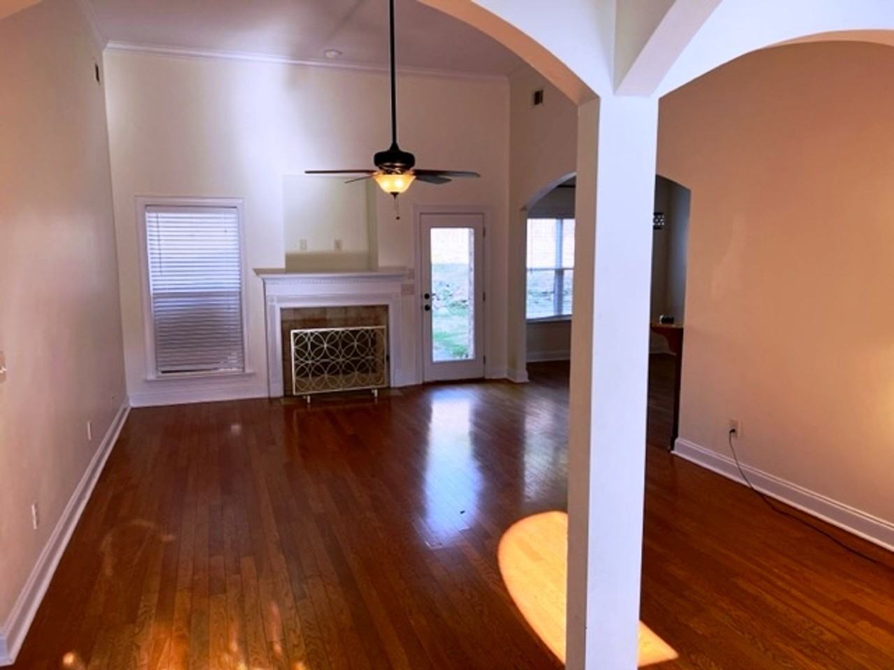 710 Valley St - Photo 3 of 23