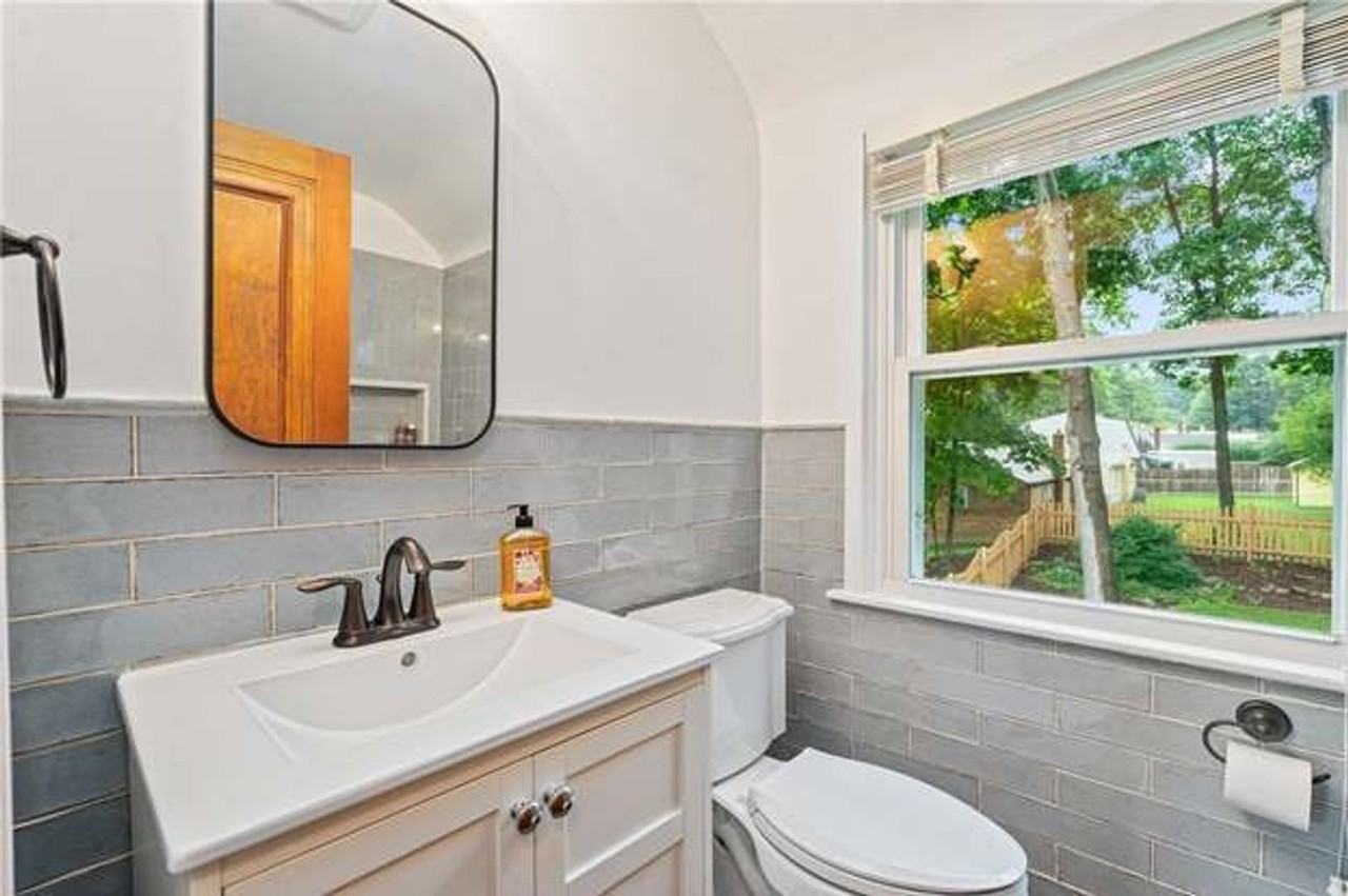 707 Maryland Ave - Photo 2 of 12