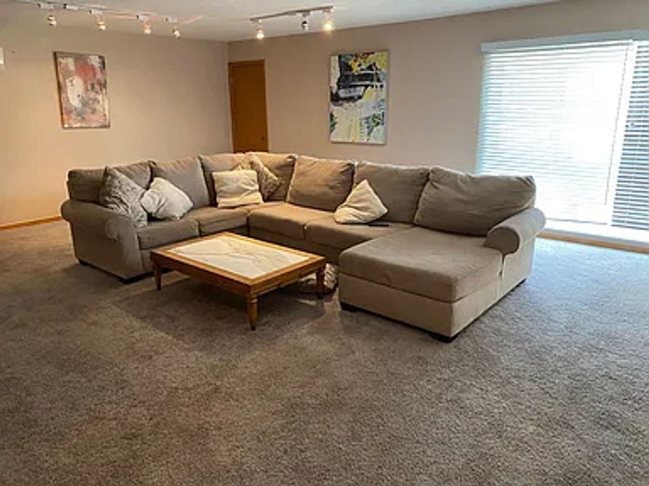 1300 Arizona St Ne - Photo 3 of 20