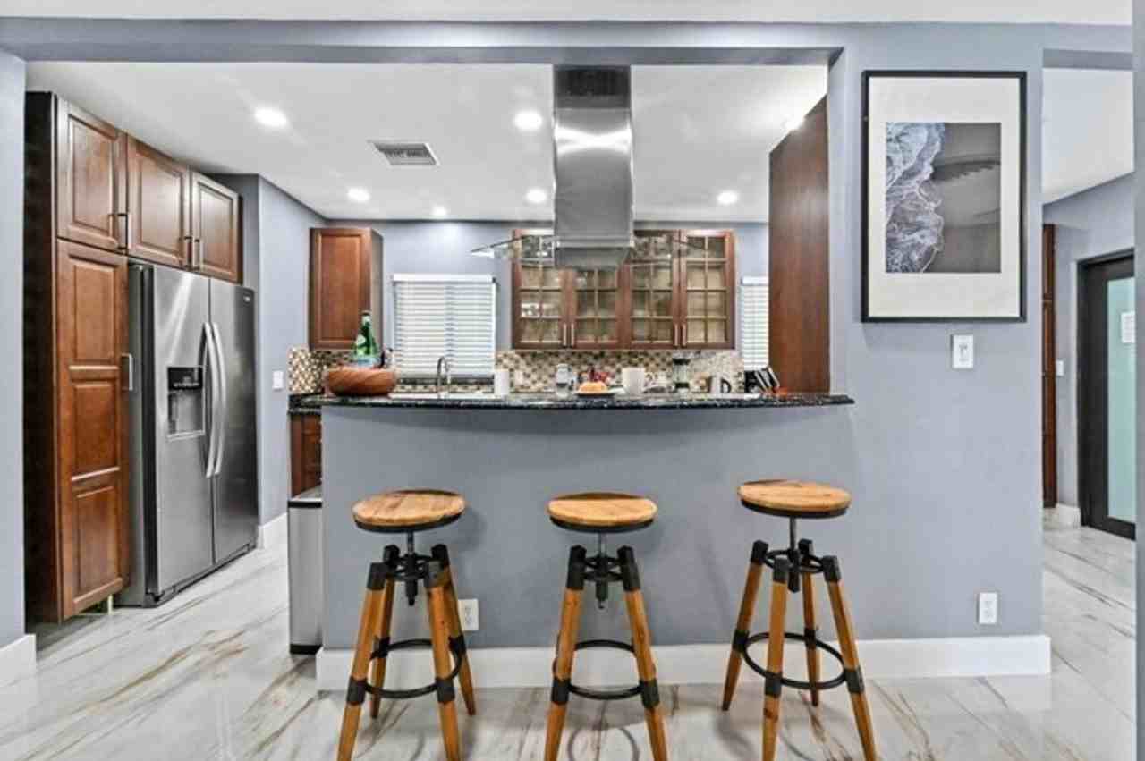 620 Camellia Ct - Photo 7 of 27