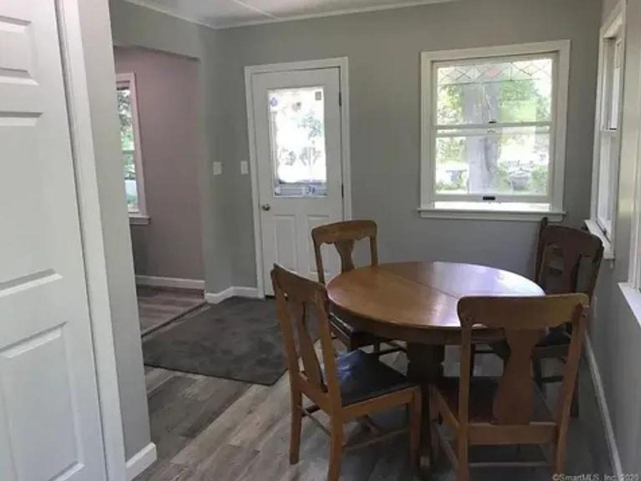 2 Pennywood Ln - Photo 3 of 10