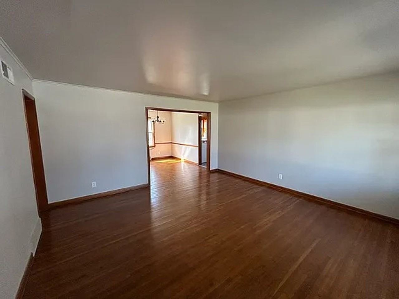 9104 E Newton Pl - Photo 2 of 10