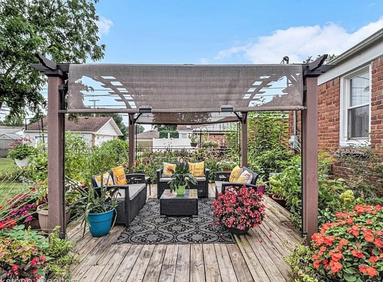 3761 Pardee Ave - Photo 3 of 21