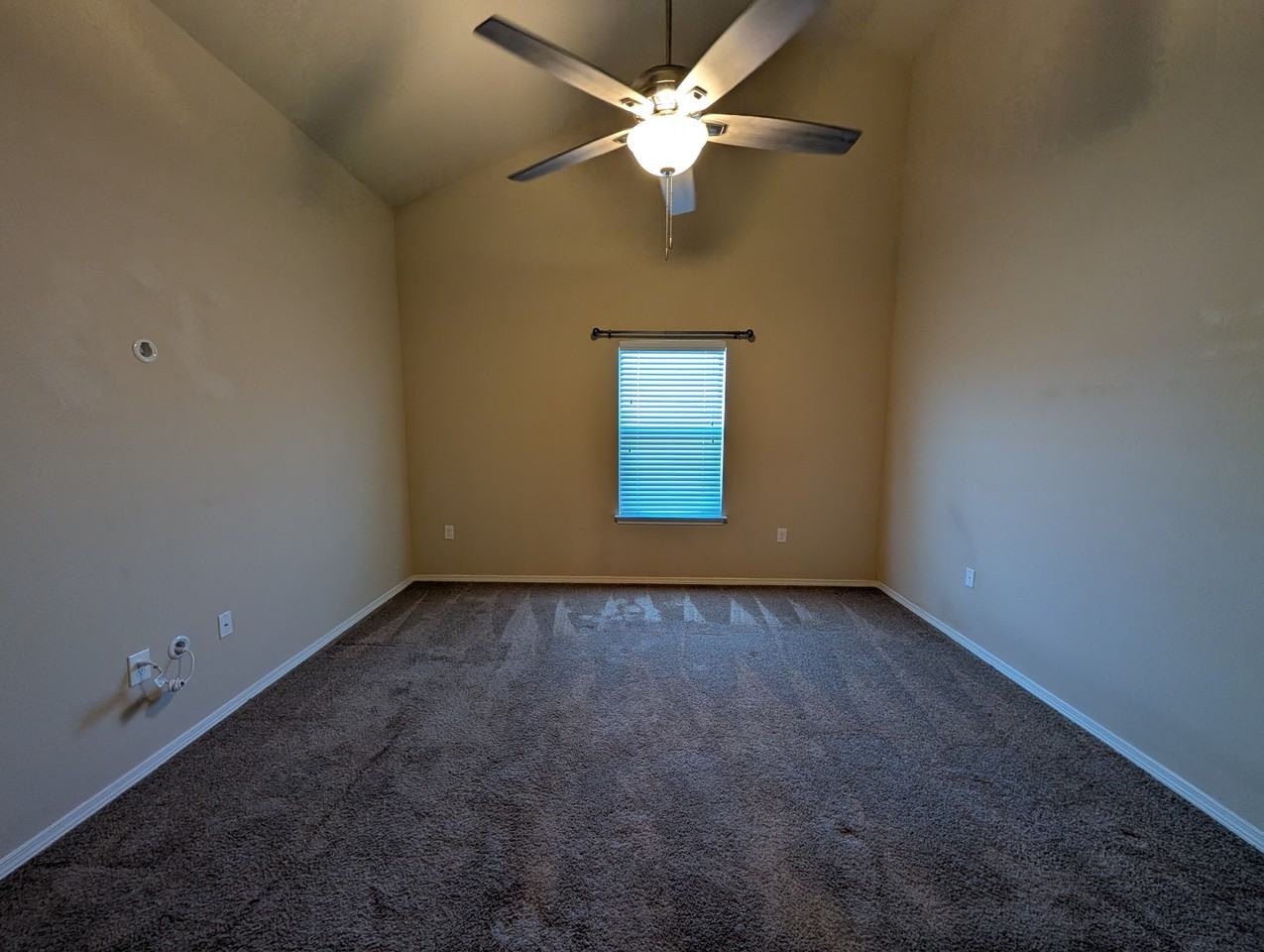 5810 Durrill Street - Photo 5 of 14