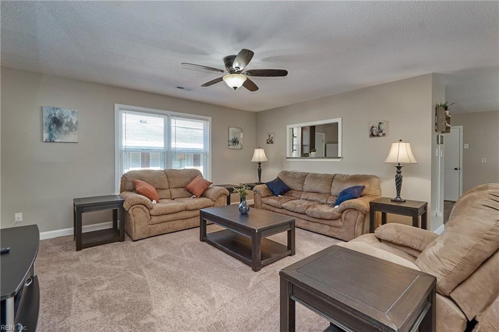 440 North Oceana Boulevard - Photo 4 of 44