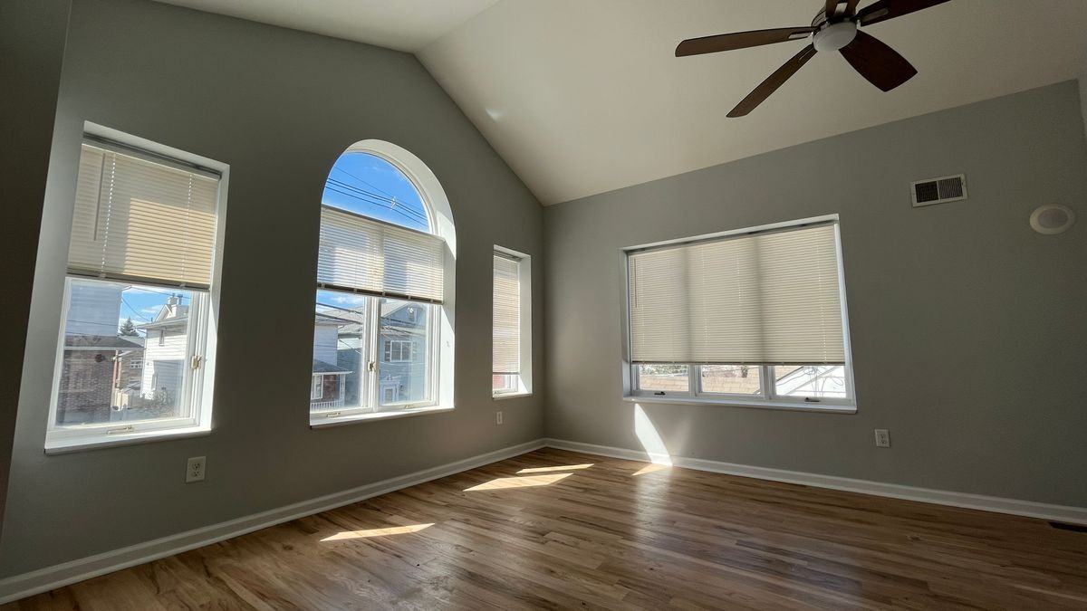 234 Crystal St - Photo 2 of 6