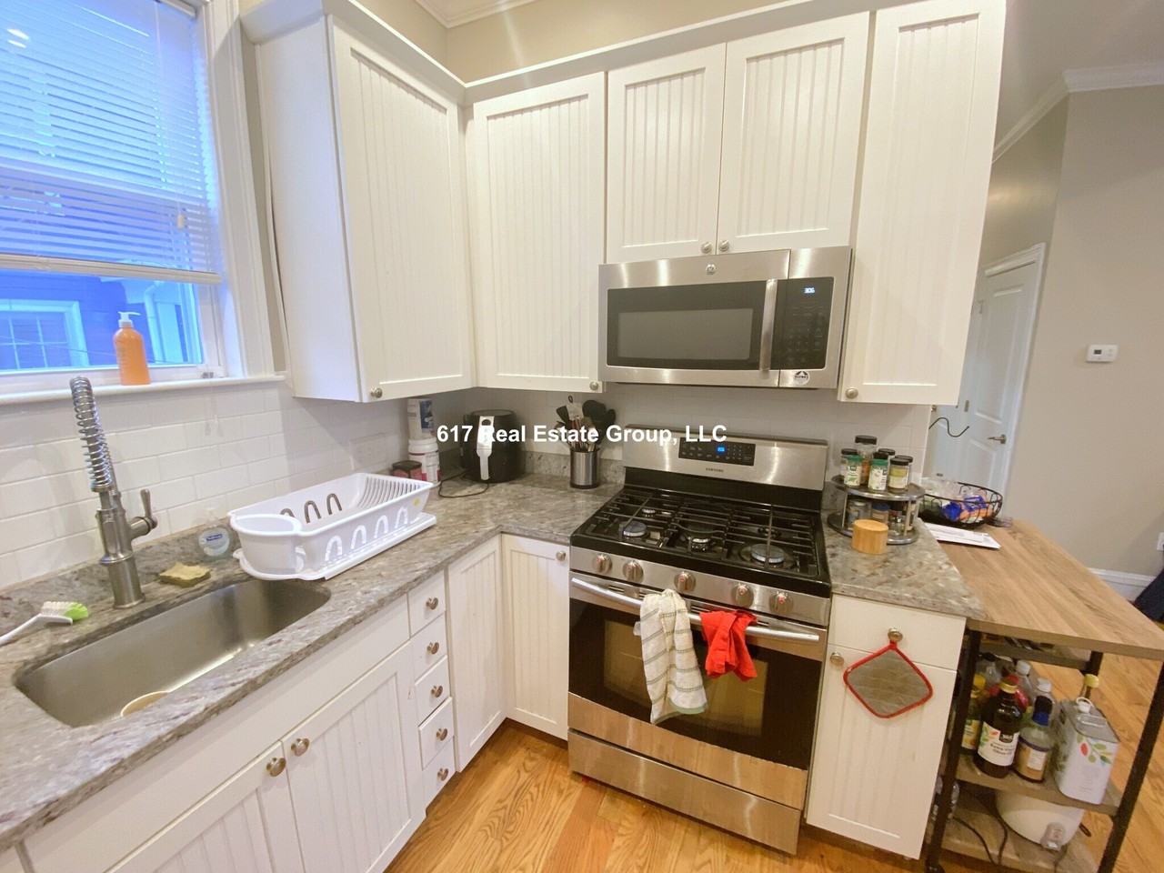 183 River St #1 - Photo 3 of 13