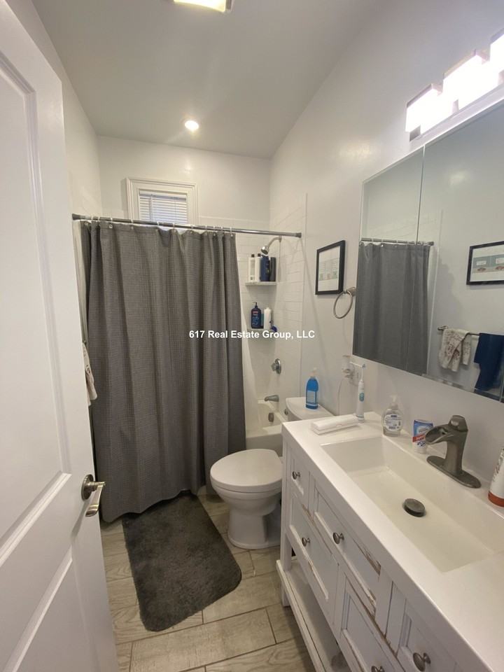 183 River St #1 - Photo 5 of 13