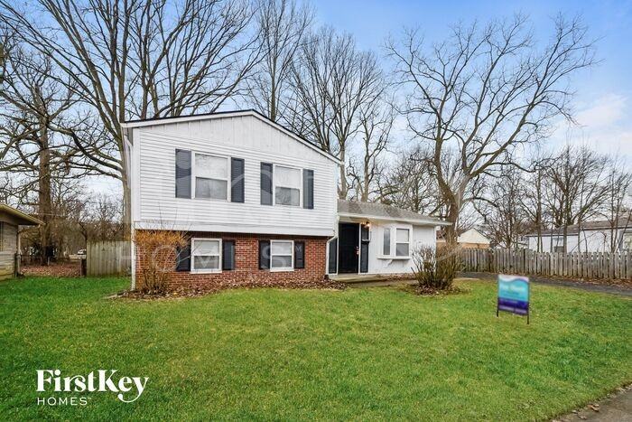 6221 E 43rd St - Photo 2 of 15