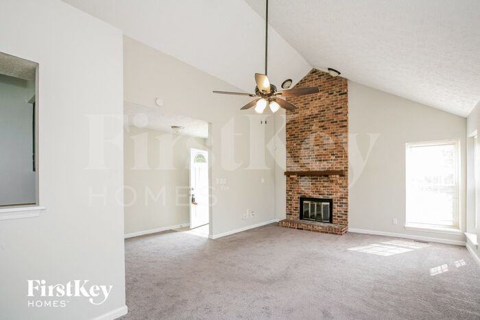 4356 Braemar Dr - Photo 3 of 15
