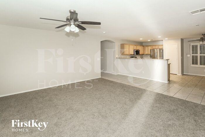 2813 N 106th Ln - Photo 2 of 15