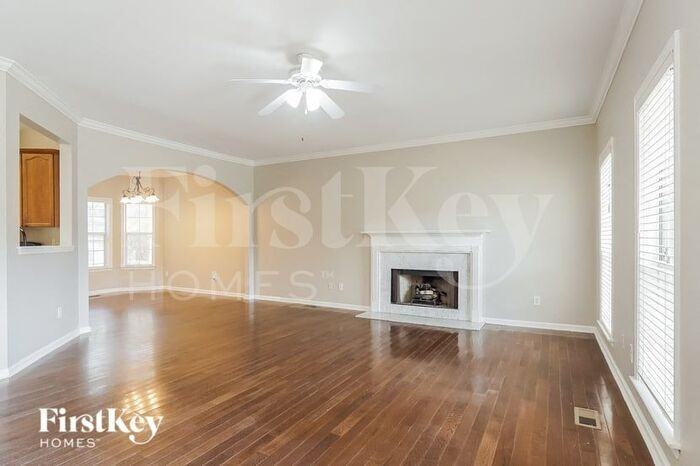 623 Shelby Forest Trl - Photo 2 of 18