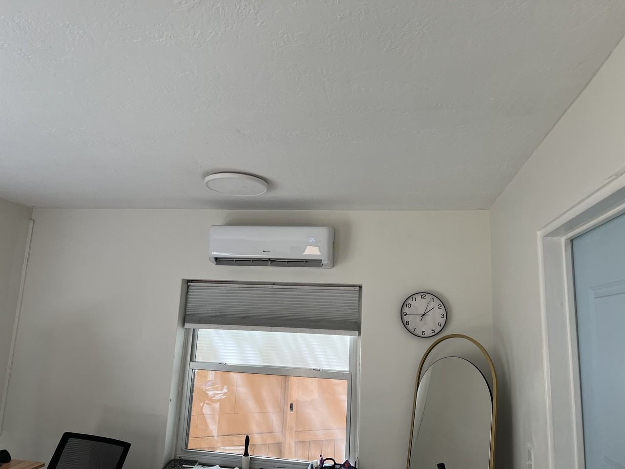1301 Ne 6th St #1 - Photo 2 of 10