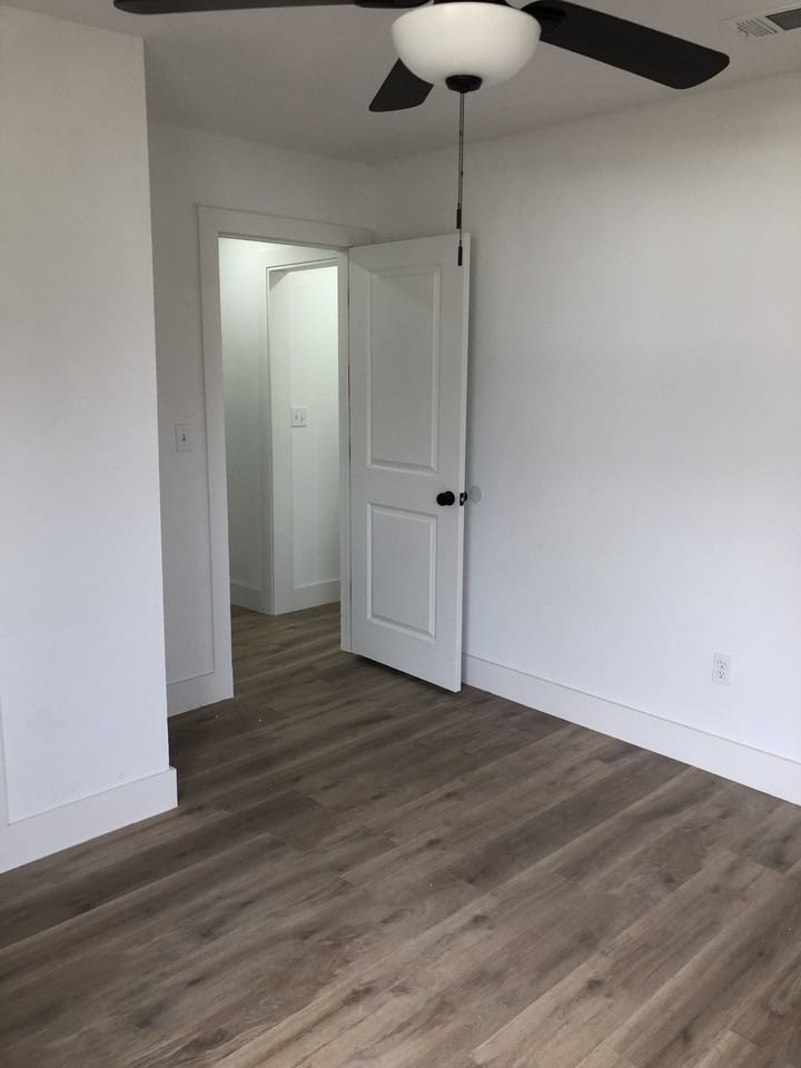 217 N Benton St #NA - Photo 5 of 15