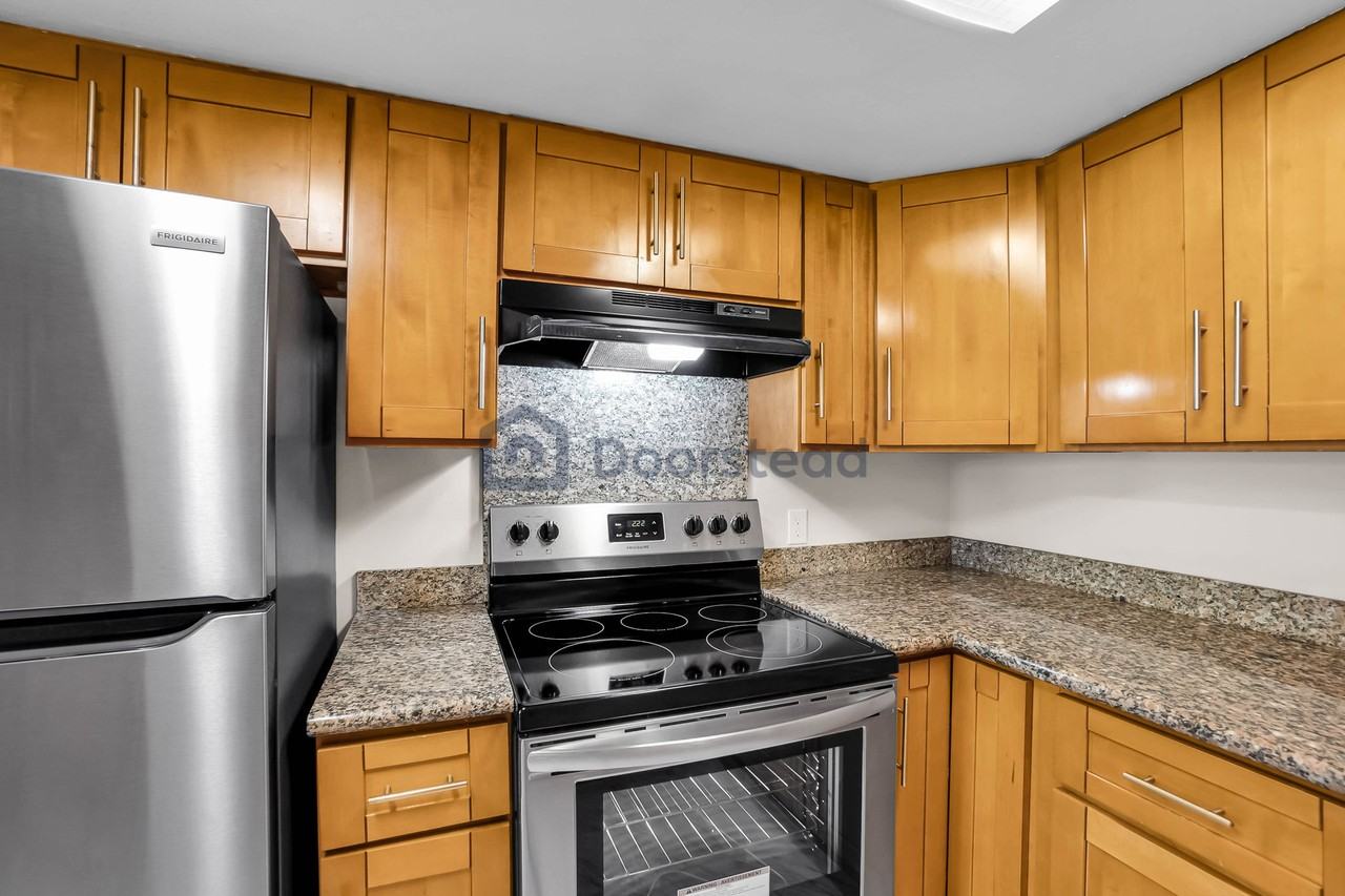 1706 Dalessi Dr #NA - Photo 2 of 29