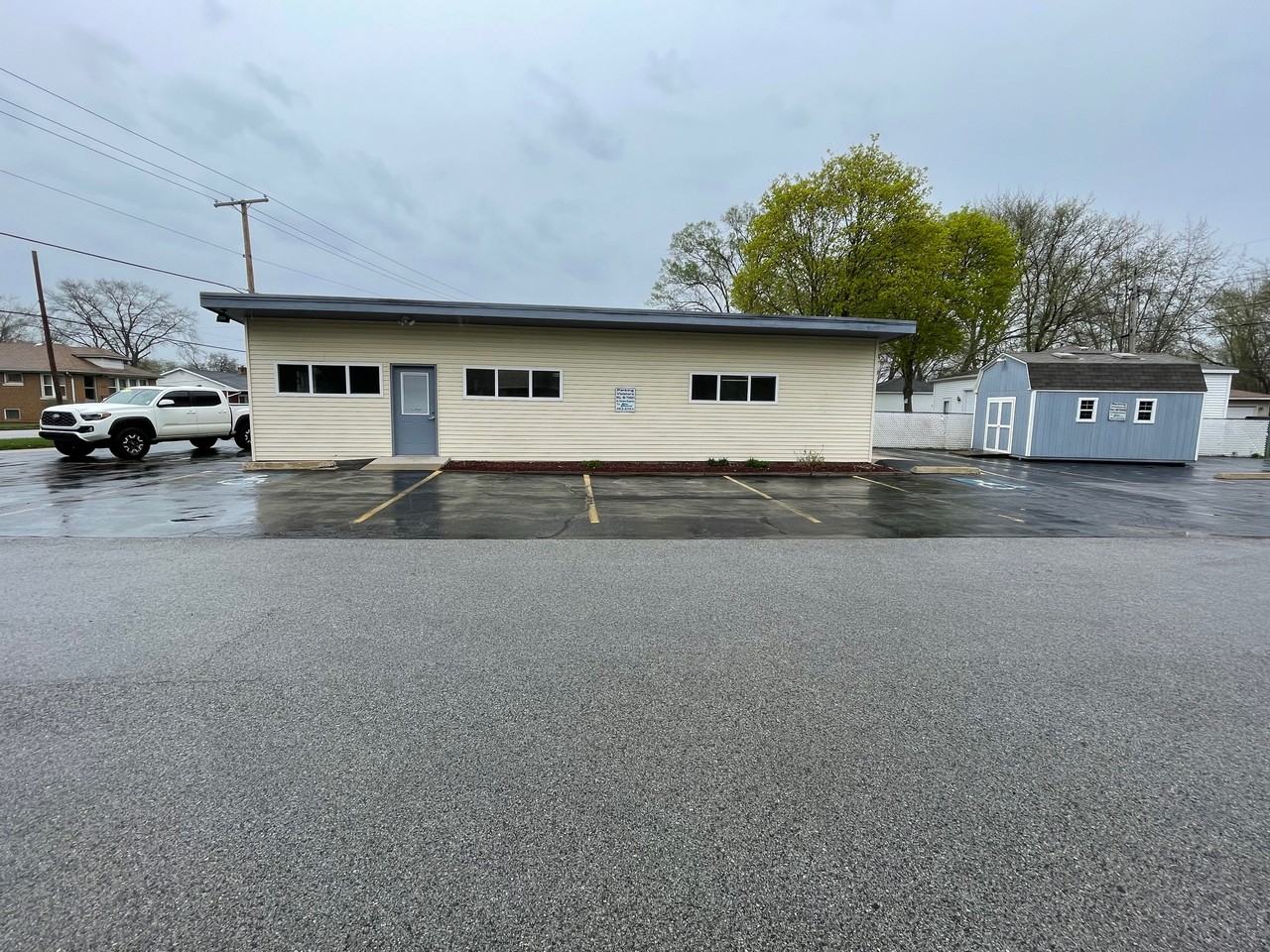 1741 W Old Ridge Rd #NA - Photo 2 of 14