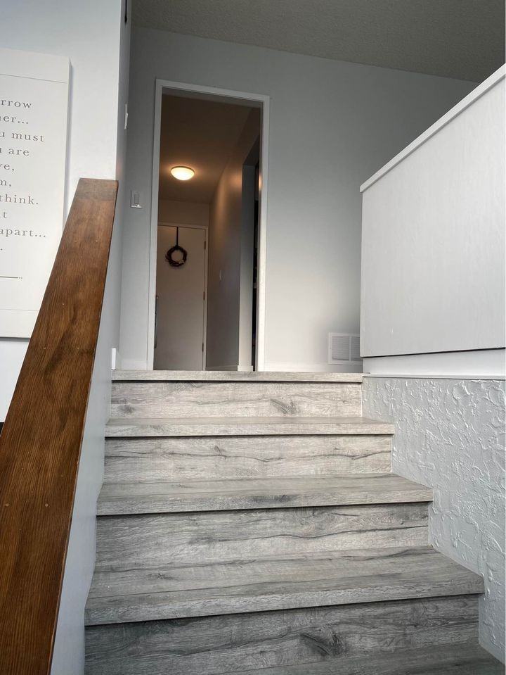 10018 Killarney Drive - Photo 2 of 20