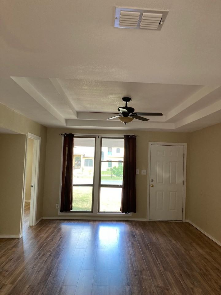 501 W Corpus St #NA - Photo 4 of 17