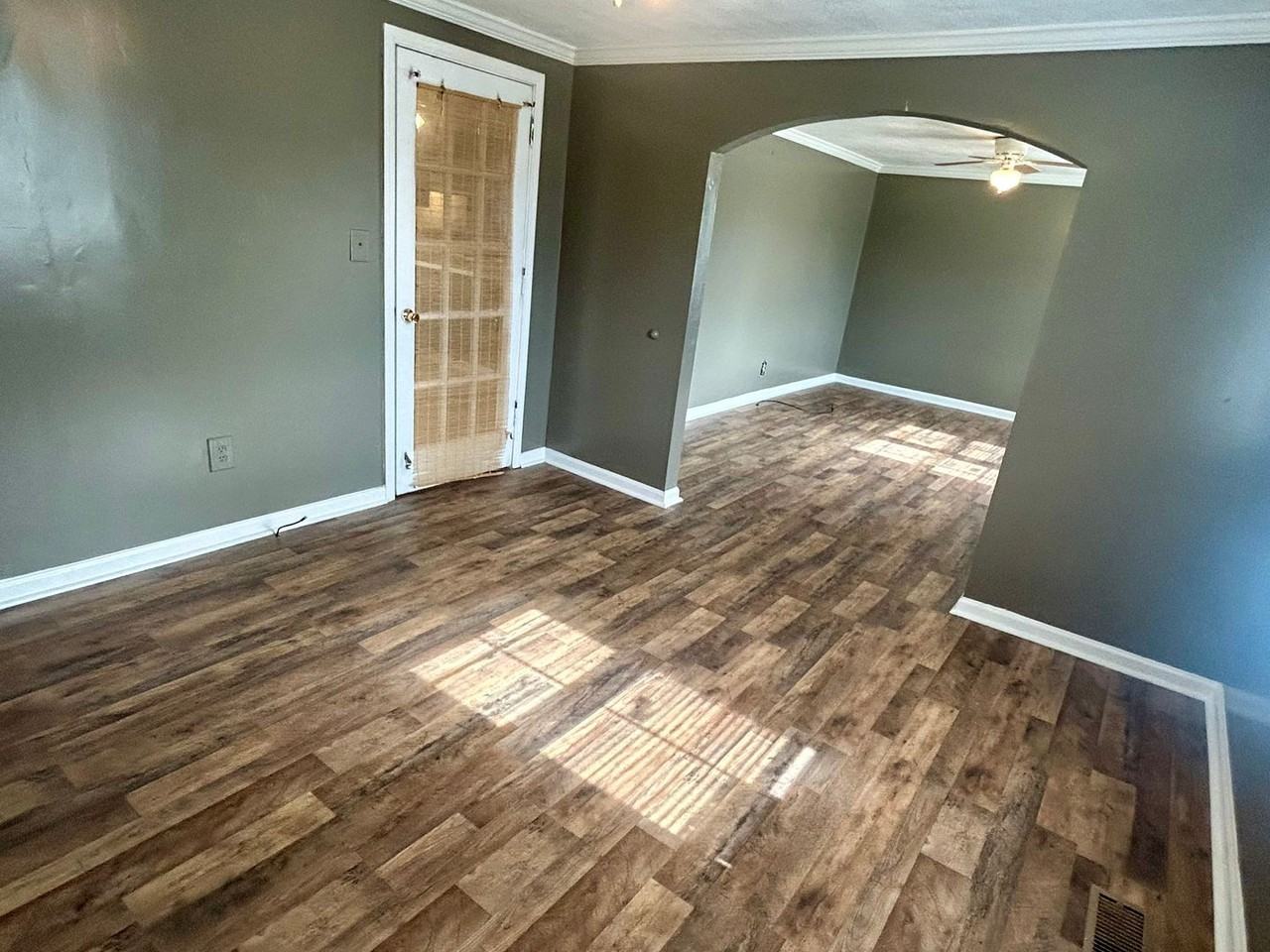 1017 California Blvd - Photo 3 of 13