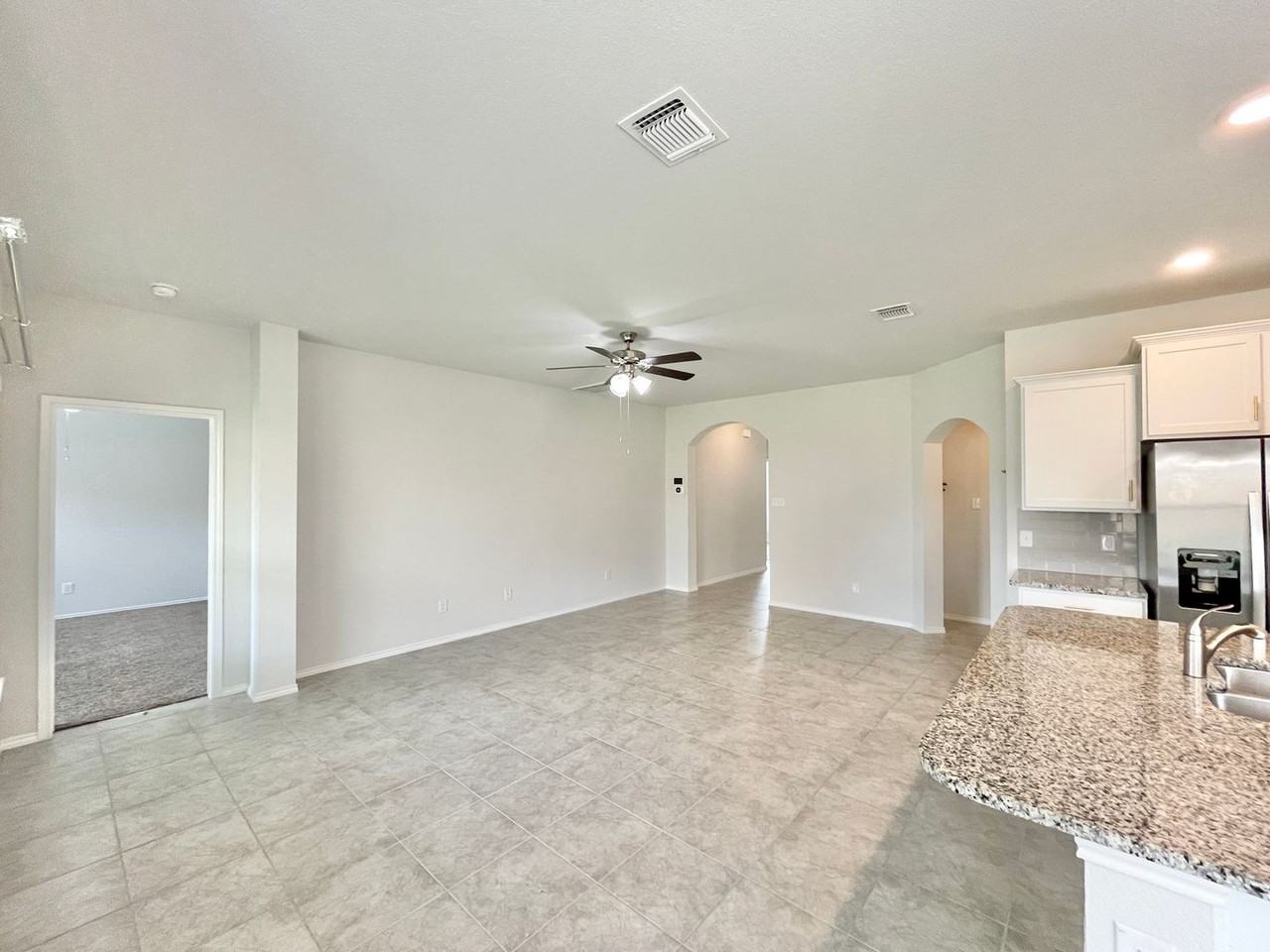 3709 Anvil Range Rd - Photo 4 of 23