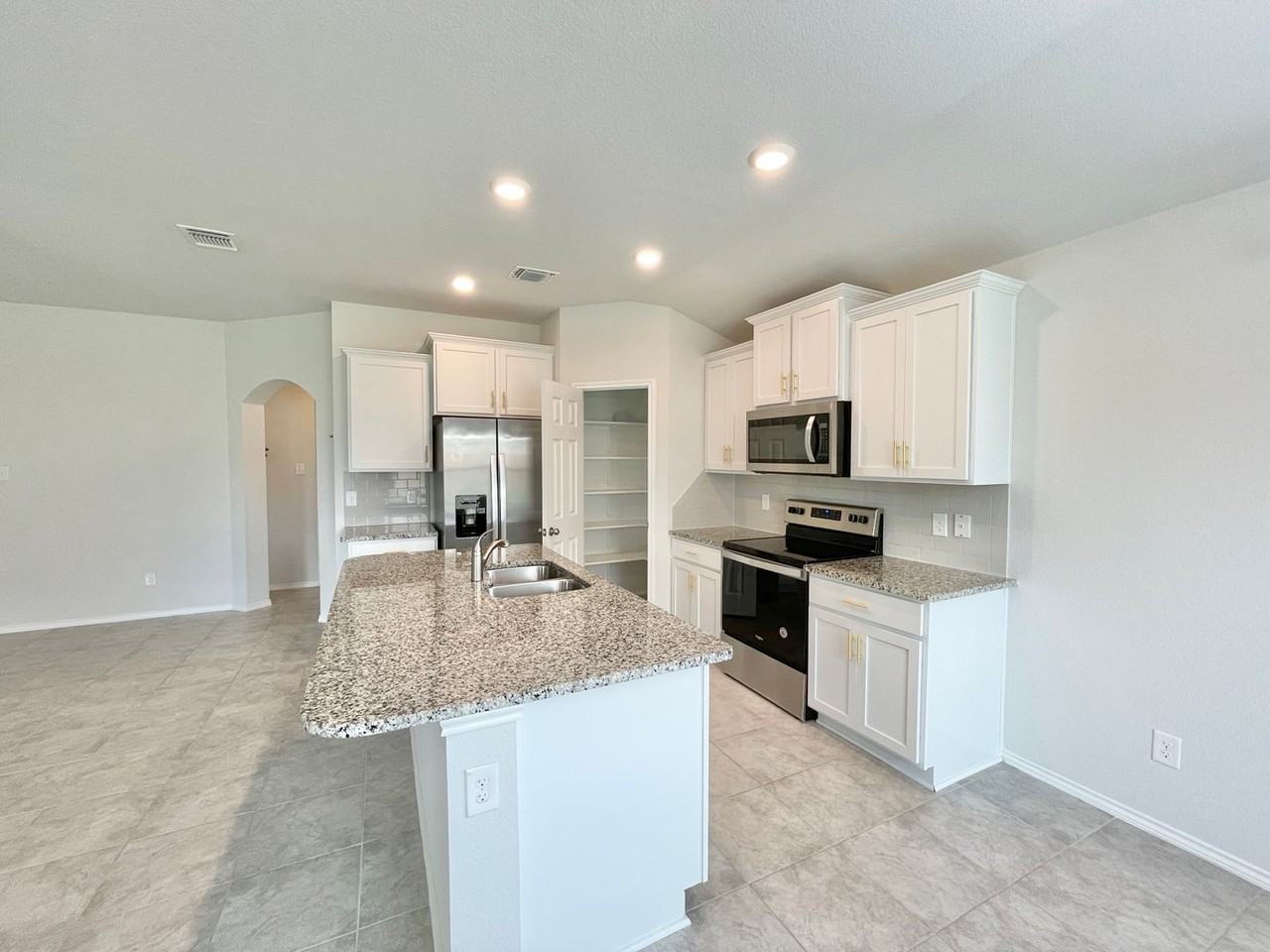 3709 Anvil Range Rd - Photo 5 of 23