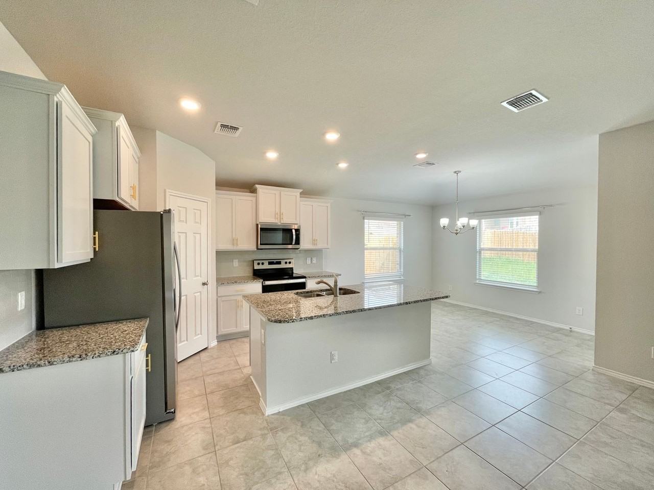 3709 Anvil Range Rd - Photo 7 of 23
