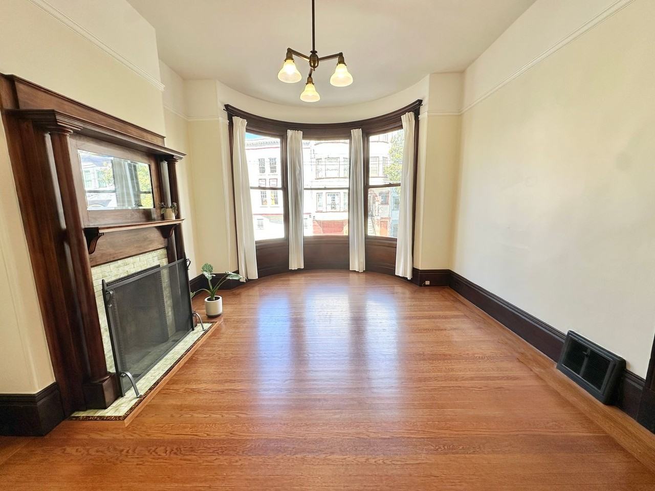 3965 18th St - Photo 3 of 19