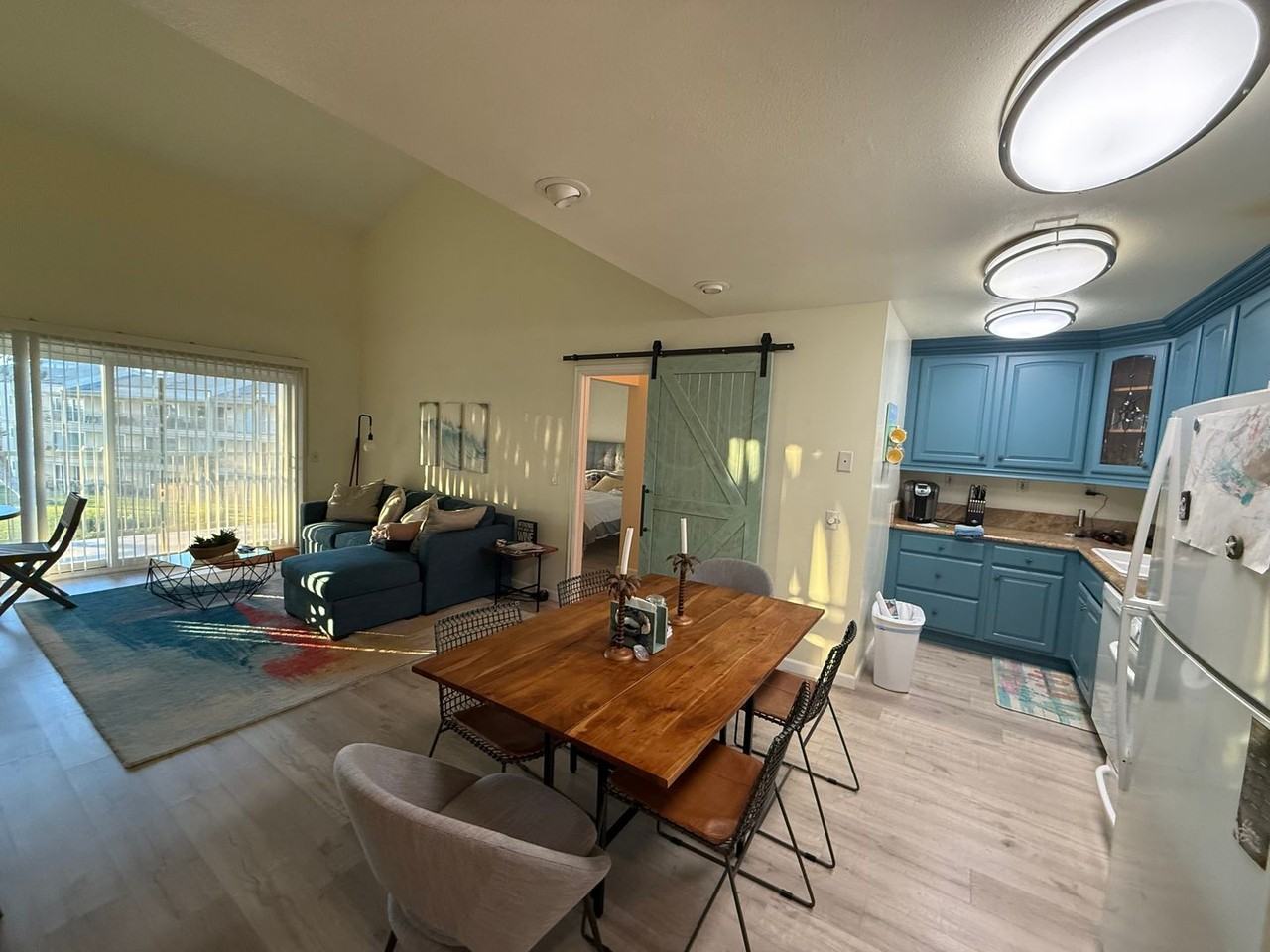 836 Bluewater Way - Photo 4 of 16