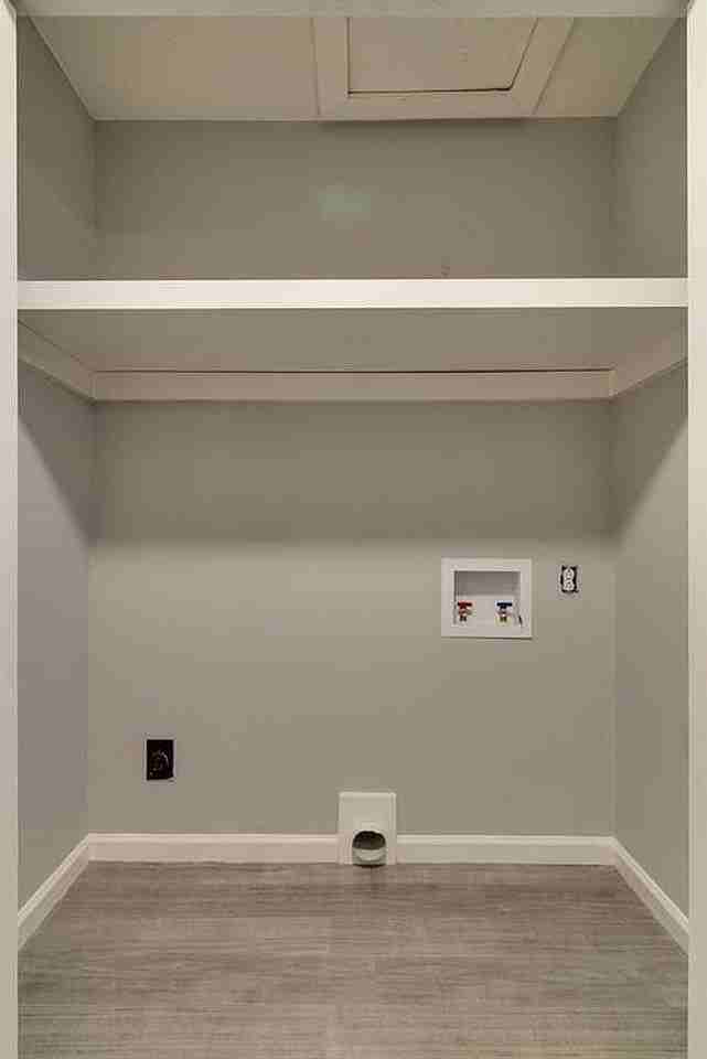 1608 12th Ave N - Photo 2 of 11