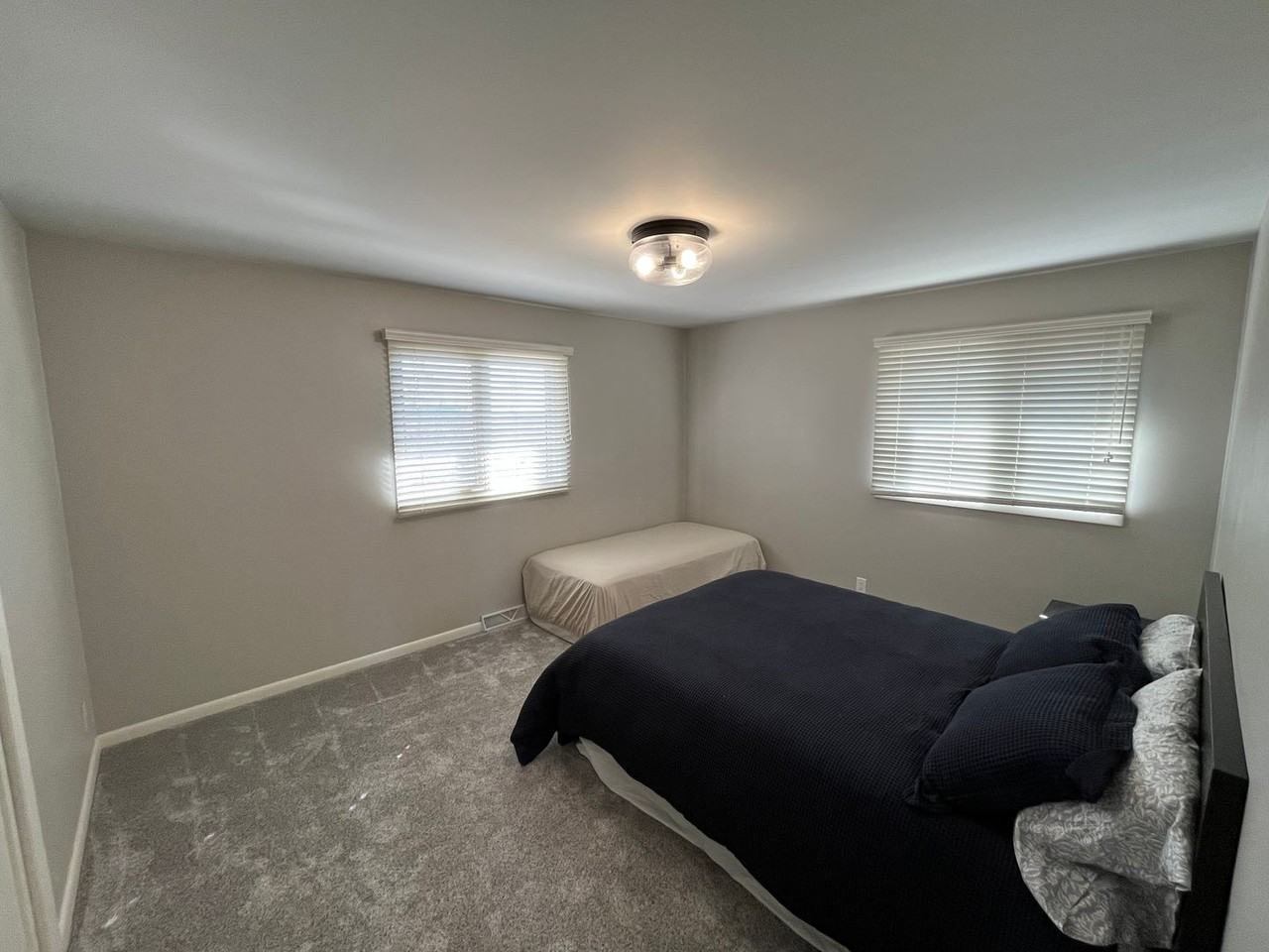 719 Madden Rd - Photo 5 of 31