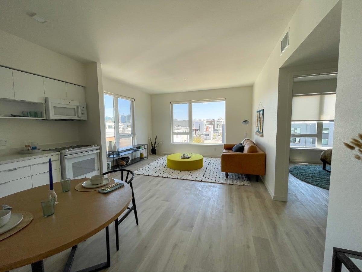 490 Mill St - Photo 3 of 22