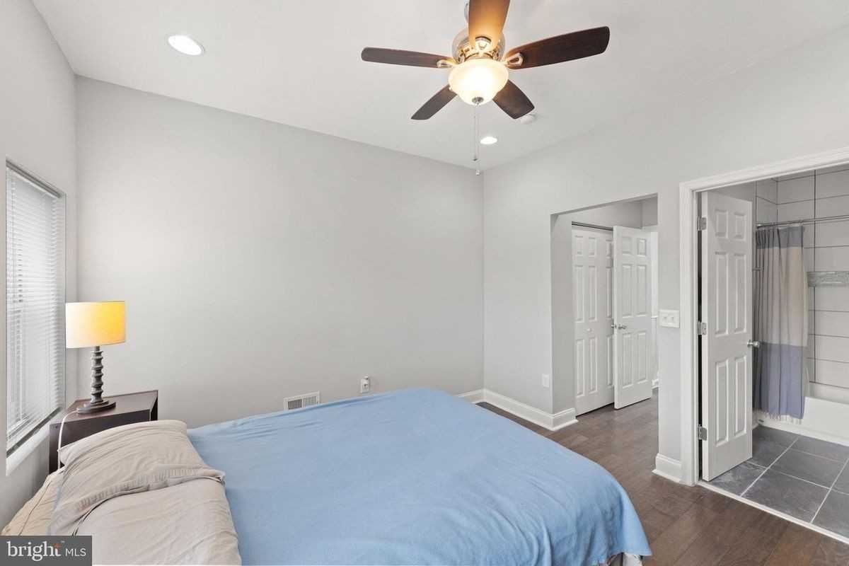 2414 Orleans St - Photo 4 of 8