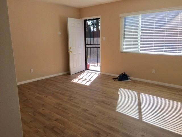 4352 Texas St #8 - Photo 6 of 17